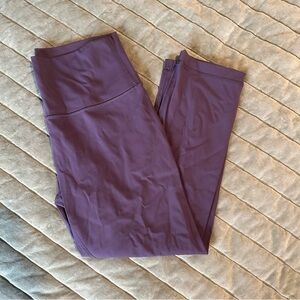 LULULEMON Purple Cropped Workout Leggings